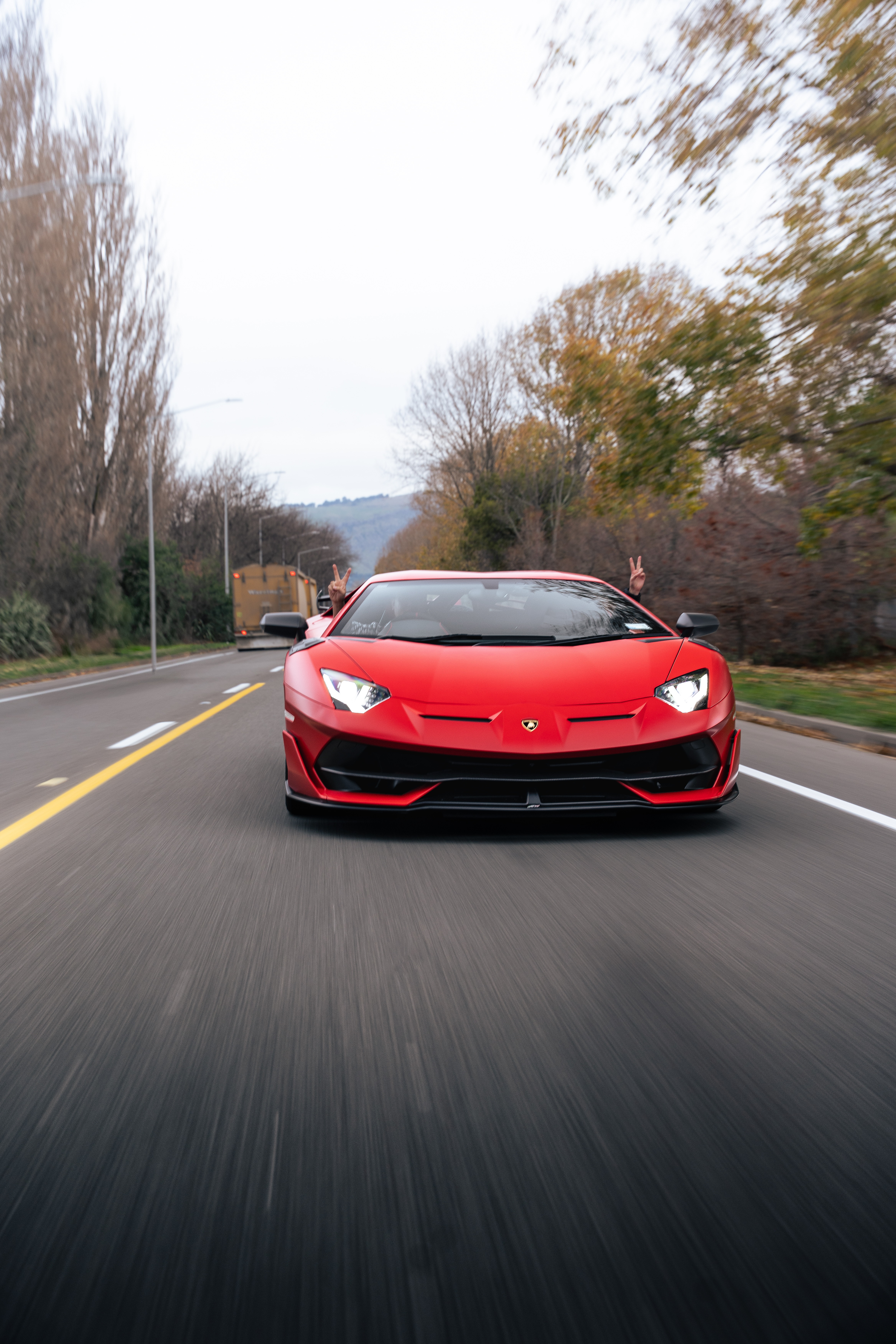 Lamborghini Aventador SVJ · Rolling